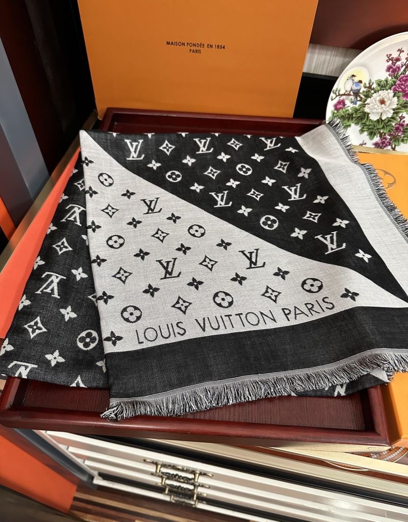 Louis Vuitton Scarf